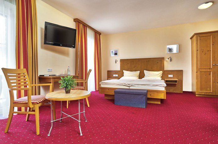 Imagen de la habitación del Hotel Zum Blauen Hecht. Foto 17