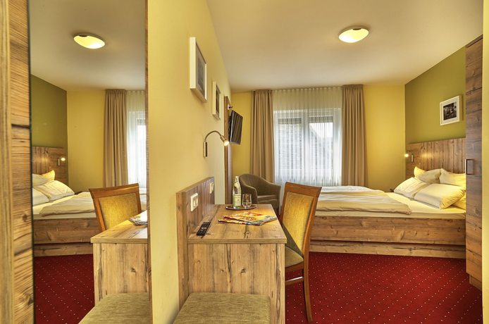 Imagen de la habitación del Hotel Zum Blauen Hecht. Foto 20