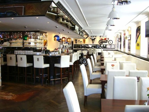 Imagen del bar/restaurante del Hotel Zum Erbprinzen. Foto 4