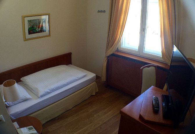 Imagen de la habitación del Hotel Zum Erbprinzen. Foto 18