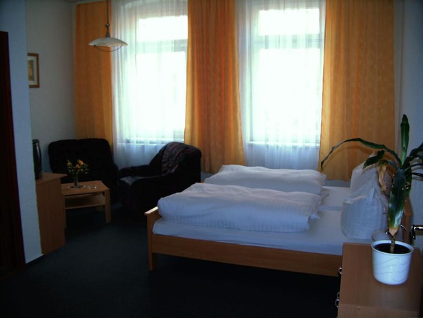 Imagen de la habitación del Hotel Zum Goldenen L&ouml;wen, Merseburg. Foto 16