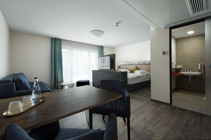 Imagen de la habitación del Hotel Zum Gr&uuml;nen Baum. Foto 7