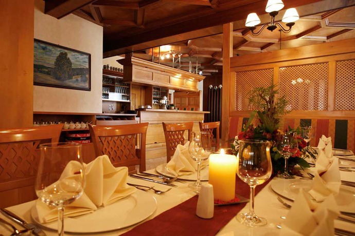 Imagen del bar/restaurante del Hotel Zum Kanzler. Foto 4
