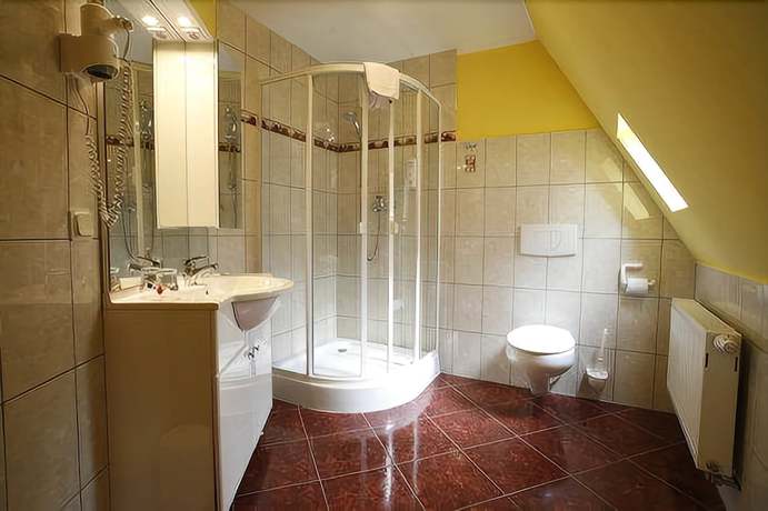 Imagen de la habitación del Hotel Zum Kanzler. Foto 13