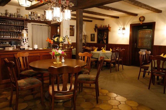 Imagen del bar/restaurante del Hotel Zum Kanzler. Foto 9