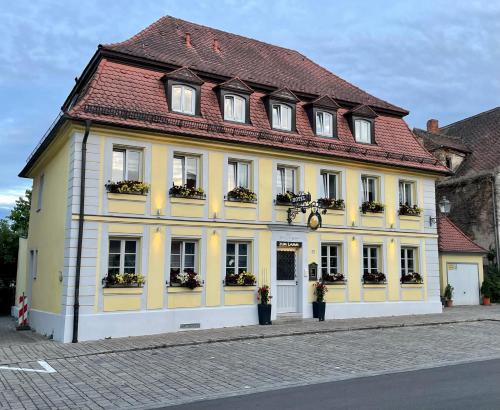 Imagen de los exteriores del Hotel Zum Lamm. Foto 9