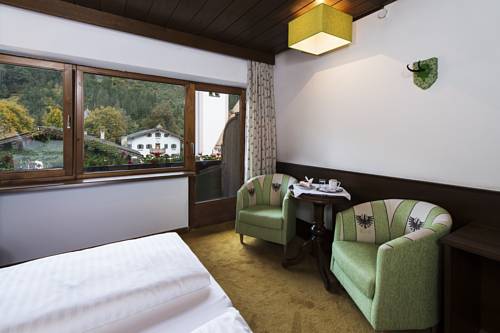 Imagen de la habitación del Hotel Zum Pinzger. Foto 8