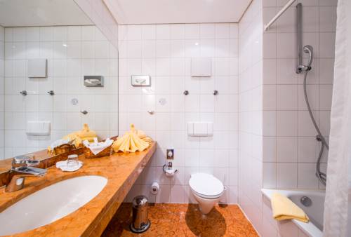 Imagen de la habitación del Hotel Zum Ritter. Foto 14
