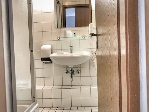 Imagen de la habitación del Hotel Zur Eiche. Foto 11