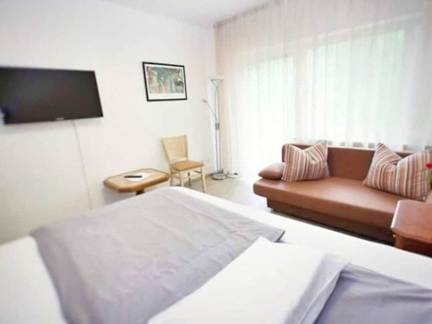 Imagen de la habitación del Hotel Zur Eiche. Foto 13