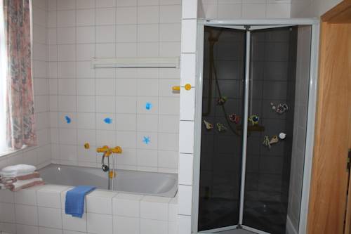 Imagen de la habitación del Hotel Zur Erholung. Foto 9