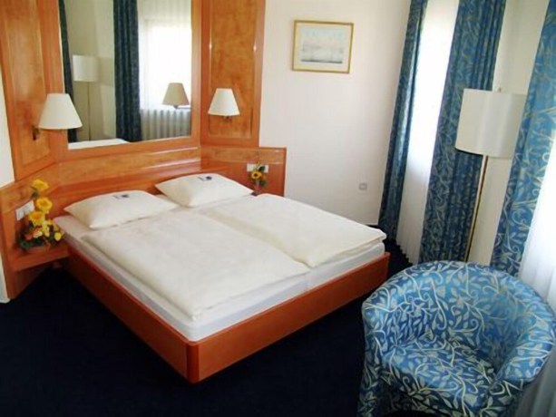 Imagen de la habitación del Hotel Zur Krone, Weilburg. Foto 4