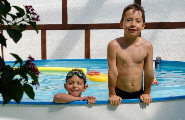 Imagen de la piscina del Hotel Zur Kupferkanne. Foto 18