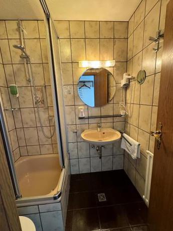 Imagen de la habitación del Hotel Zur M&uuml;hle, Iserlohn. Foto 13