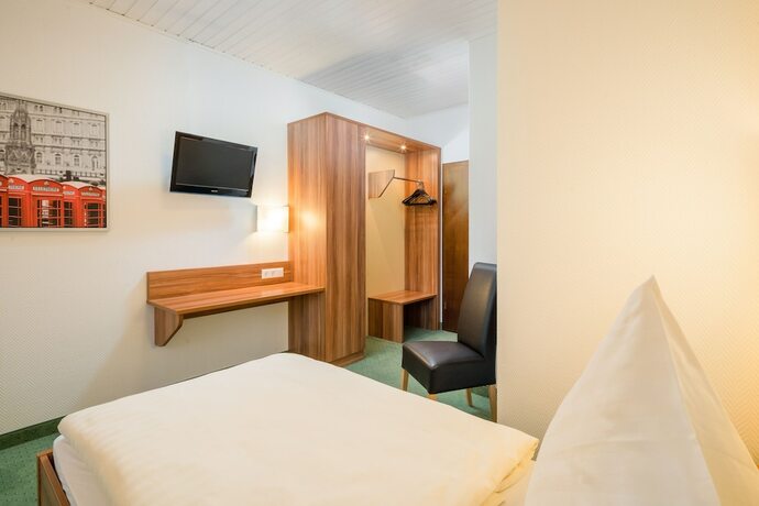 Imagen general del Hotel Zur Post, Hemmingen. Foto 4