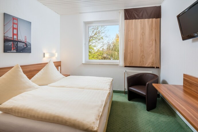 Imagen de la habitación del Hotel Zur Post, Hemmingen. Foto 19