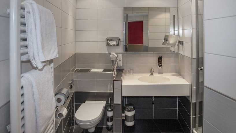 Imagen de la habitación del Hotel Zur Post Trier. Foto 10
