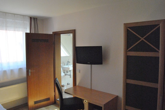 Imagen de la habitación del Hotel Zur Sonne, Herrieden. Foto 6