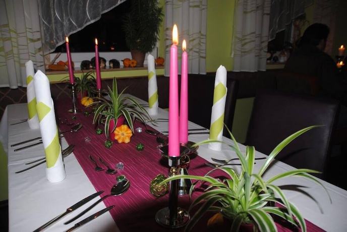 Imagen del bar/restaurante del Hotel Zur Sonne, Herrieden. Foto 3