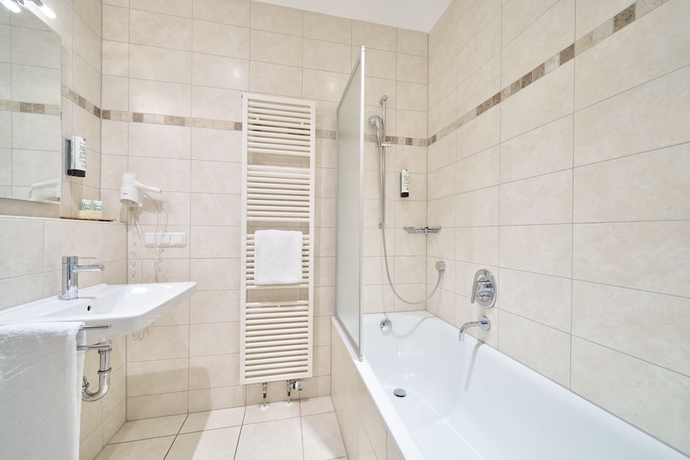 Imagen de la habitación del Hotel am Hof. Foto 16