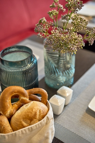 Imagen del bar/restaurante del Hotel am Hof. Foto 4