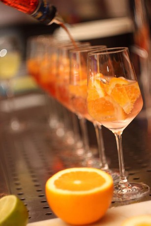 Imagen del bar/restaurante del Hotel am Kirschberg. Foto 2