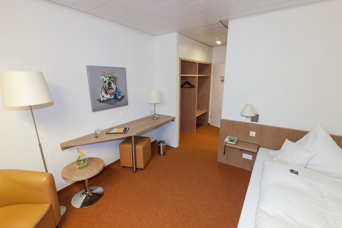 Imagen de la habitación del Hotel am Springhorstsee. Foto 8