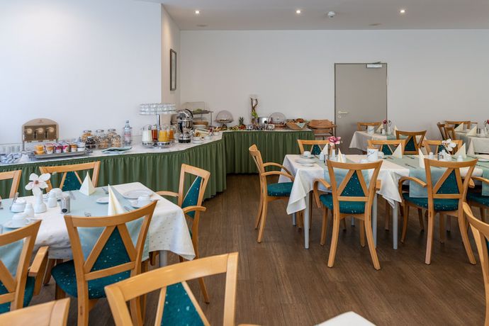Imagen del bar/restaurante del Hotel am Stern, Eckdorf. Foto 4