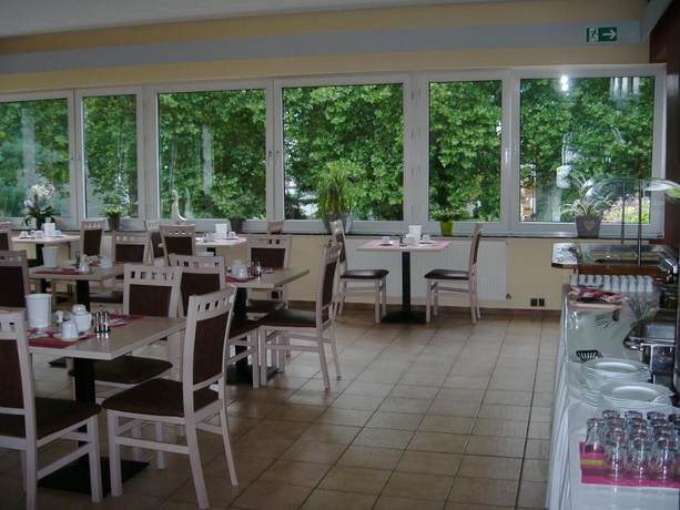 Imagen del bar/restaurante del Hotel am Westend. Foto 5