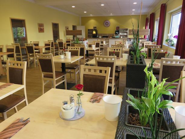 Imagen del bar/restaurante del Hotel am Westend. Foto 13