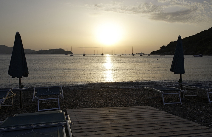 Imagen de los exteriores del Hotel & Resort Sant'Anna Del Volterraio. Foto 12