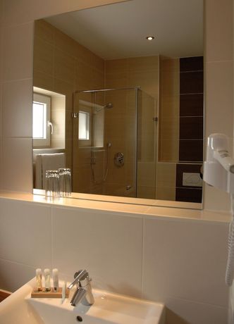 Imagen de la habitación del Hotel and Brauereigasthof P&uuml;ttner. Foto 13