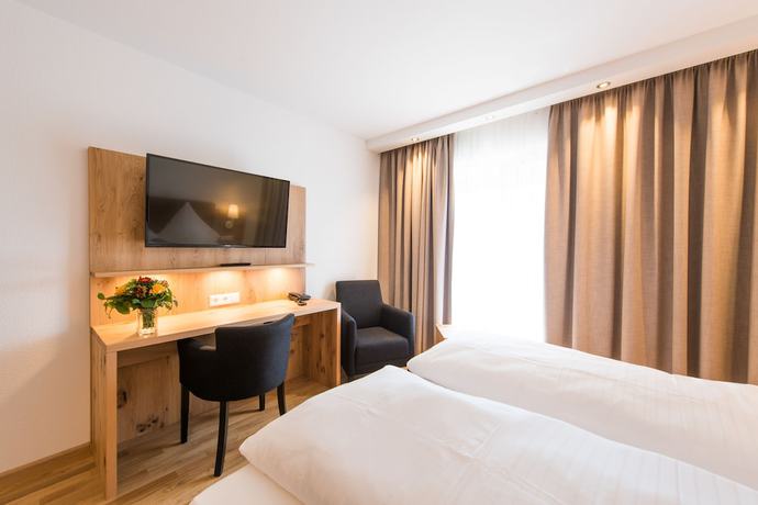 Imagen de la habitación del Hotel and Gasthaus L&ouml;wen. Foto 8