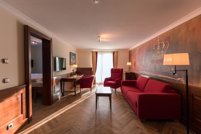 Imagen de los interiores del Hotel and Gastst&auml;tte Zum Erdinger Wei&szlig;br&auml;u. Foto 18