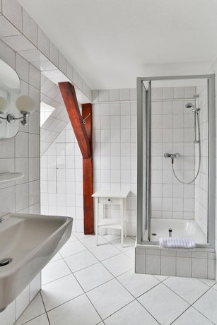 Imagen de la habitación del Hotel and Pension Villa Camenz. Foto 6
