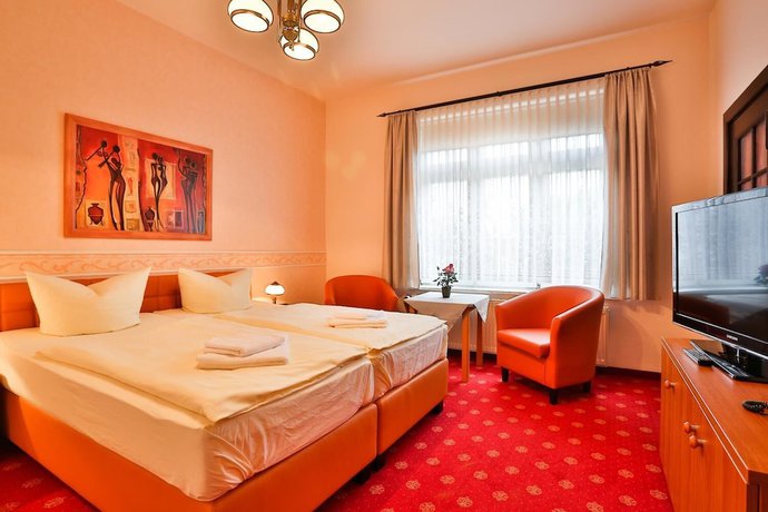 Imagen de la habitación del Hotel and Pension Villa Camenz. Foto 8