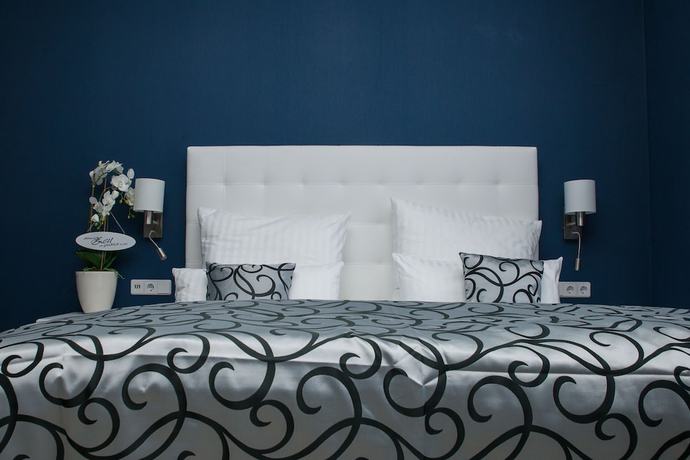 Imagen de la habitación del Hotel and Pension Villa Laluna. Foto 7