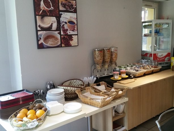 Imagen del bar/restaurante del Hotel and Residence Albertville. Foto 6