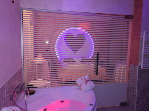 Imagen de la habitación del Hotel and Resort Bee Queen. Foto 3