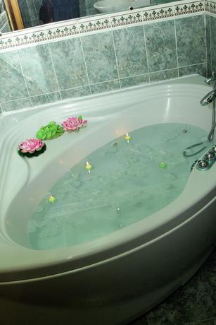 Imagen de la habitación del Hotel and Resort Bee Queen. Foto 9