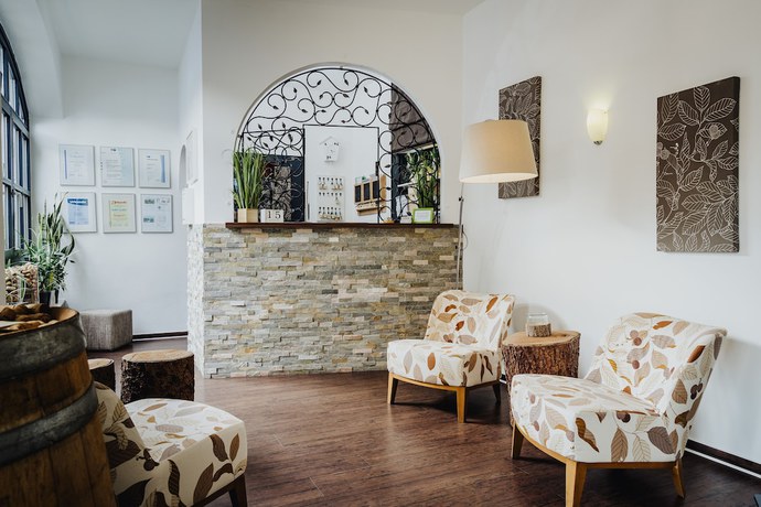 Imagen de los interiores del Hotel and Restaurant Hessischer Hof. Foto 19