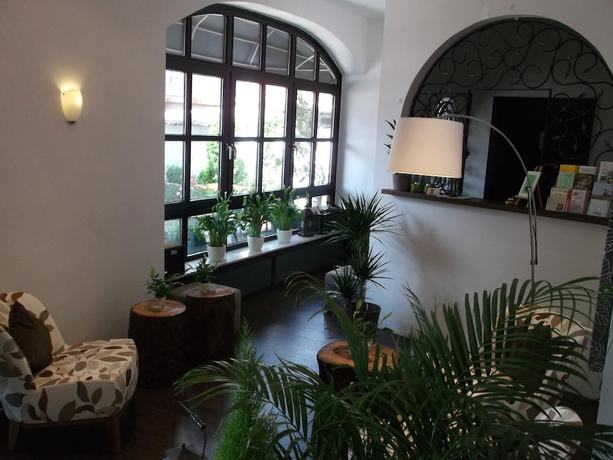 Imagen de los interiores del Hotel and Restaurant Hessischer Hof. Foto 20