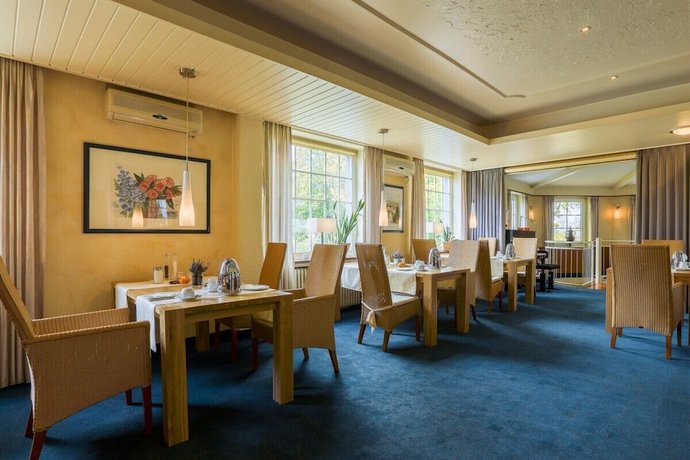 Imagen del bar/restaurante del Hotel and Restaurant Schewe. Foto 2