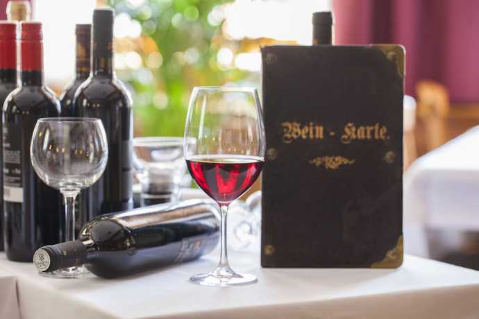 Imagen del bar/restaurante del Hotel and Restaurant Sieben Linden. Foto 4