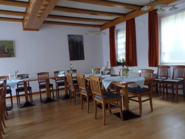 Imagen de los interiores del Hotel and Restaurant Sieben Linden. Foto 20