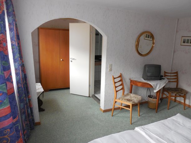 Imagen de la habitación del Hotel and Restaurant Zum Schwarzen Kreuz. Foto 15