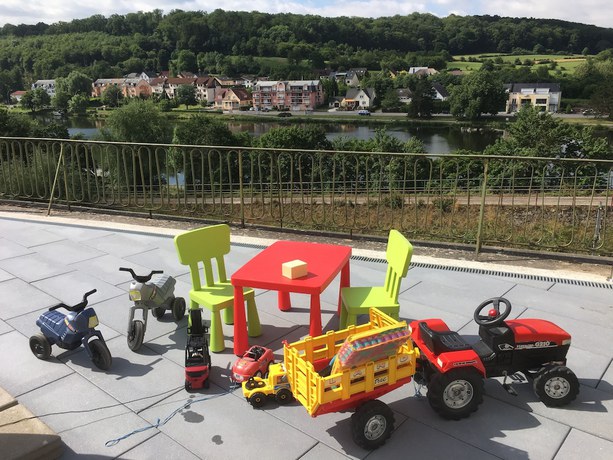 Imagen de los exteriores del Hotel and Restaurant Zur Moselterrasse. Foto 20