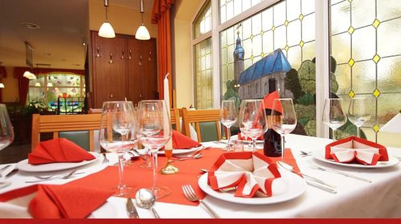 Imagen del bar/restaurante del Hotel and Restaurant zur Linde. Foto 4