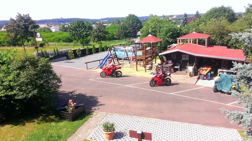 Imagen de los exteriores del Hotel auf der Hohe. Foto 17