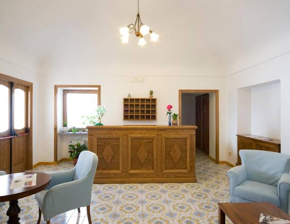 Imagen de los interiores del Hotel da Raffaele. Foto 19